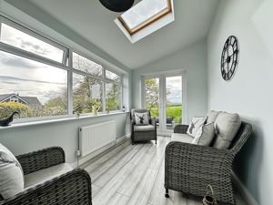 Lean to - click for photo gallery